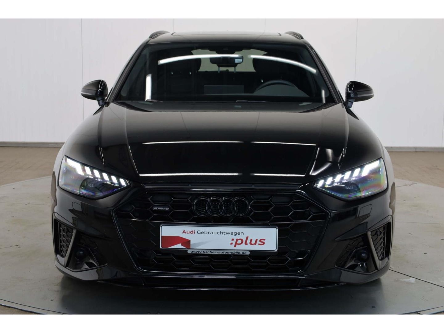 Audi A4 Avant 45 TFSI quattro S line competition plus foto 3