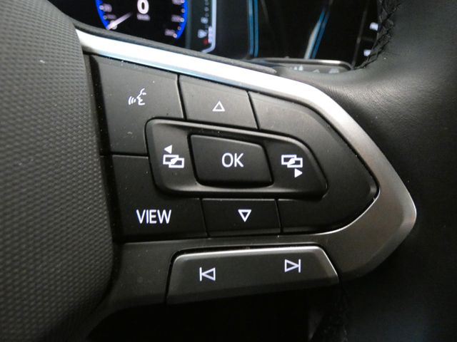 T-Roc 2.0 TDI Style DSG Black Style AHK 19 Zoll