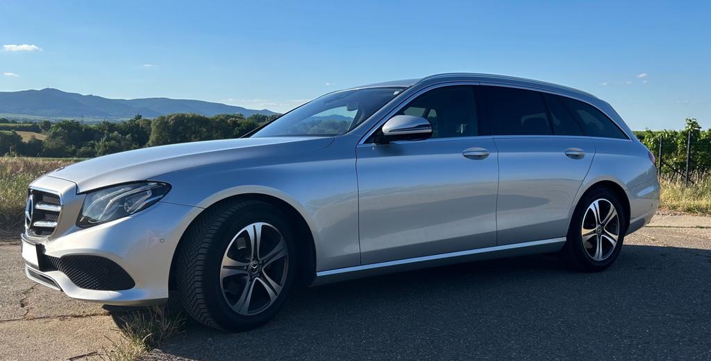 Mercedes-Benz E 200