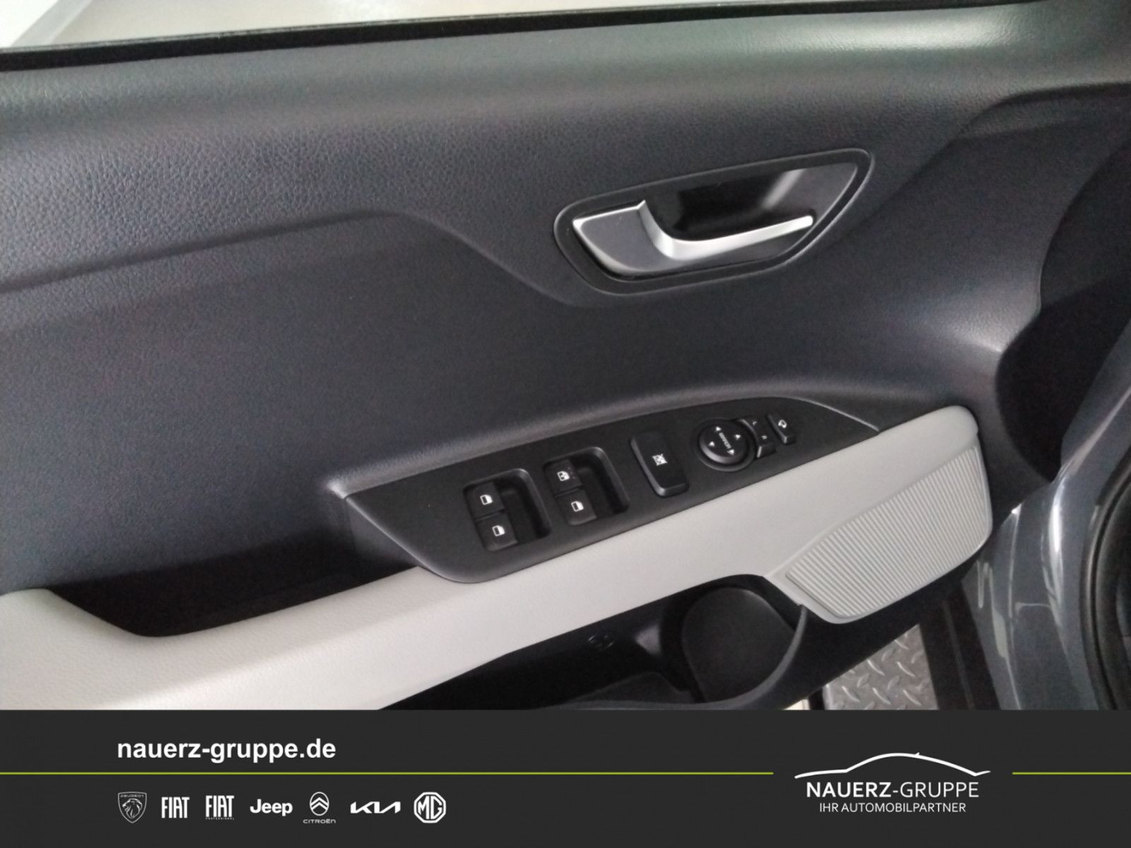 Fahrzeugabbildung Kia Stonic Spirit 1.0 T DCT