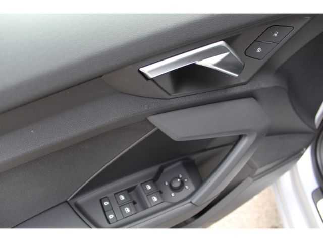 A3 Sportback 30 TFSI S-tr. advanced Navi+*Park*1