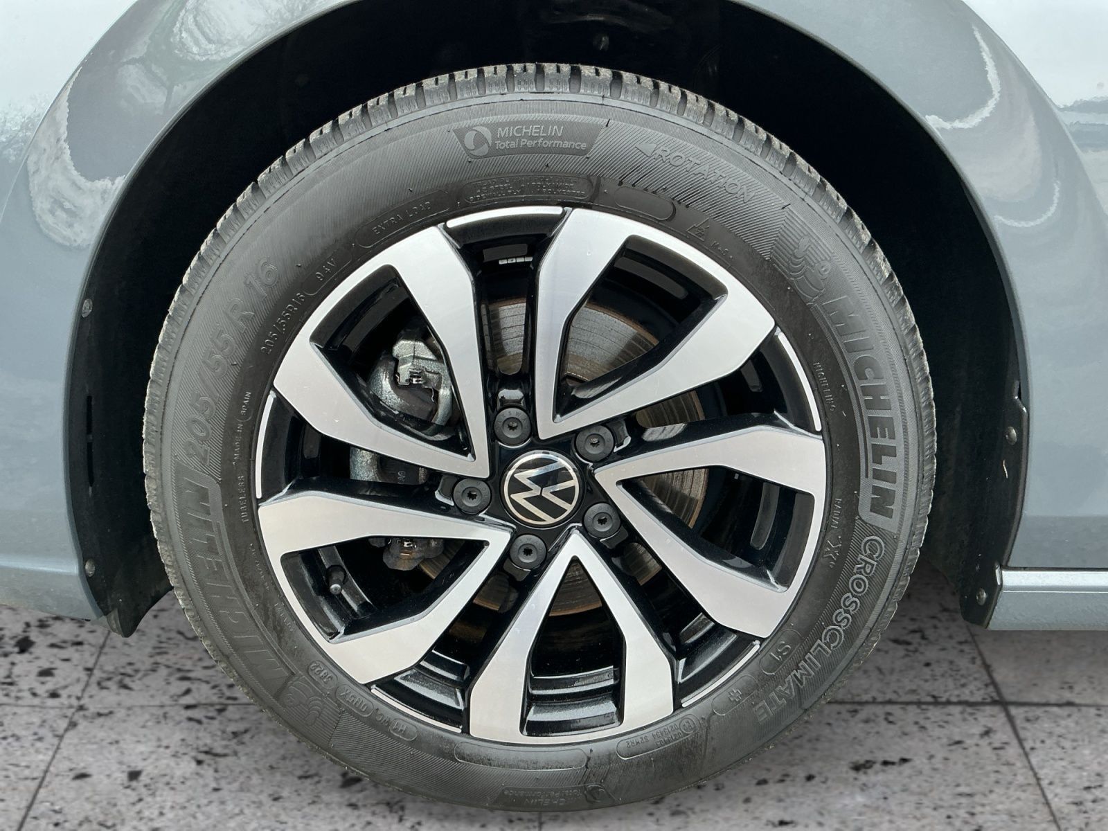 Volkswagen Golf - Bild 8