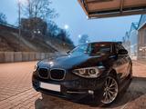 BMW 120d xDrive · Pano · Leder · Xenon · Sport - BMW 120: Sportwagen