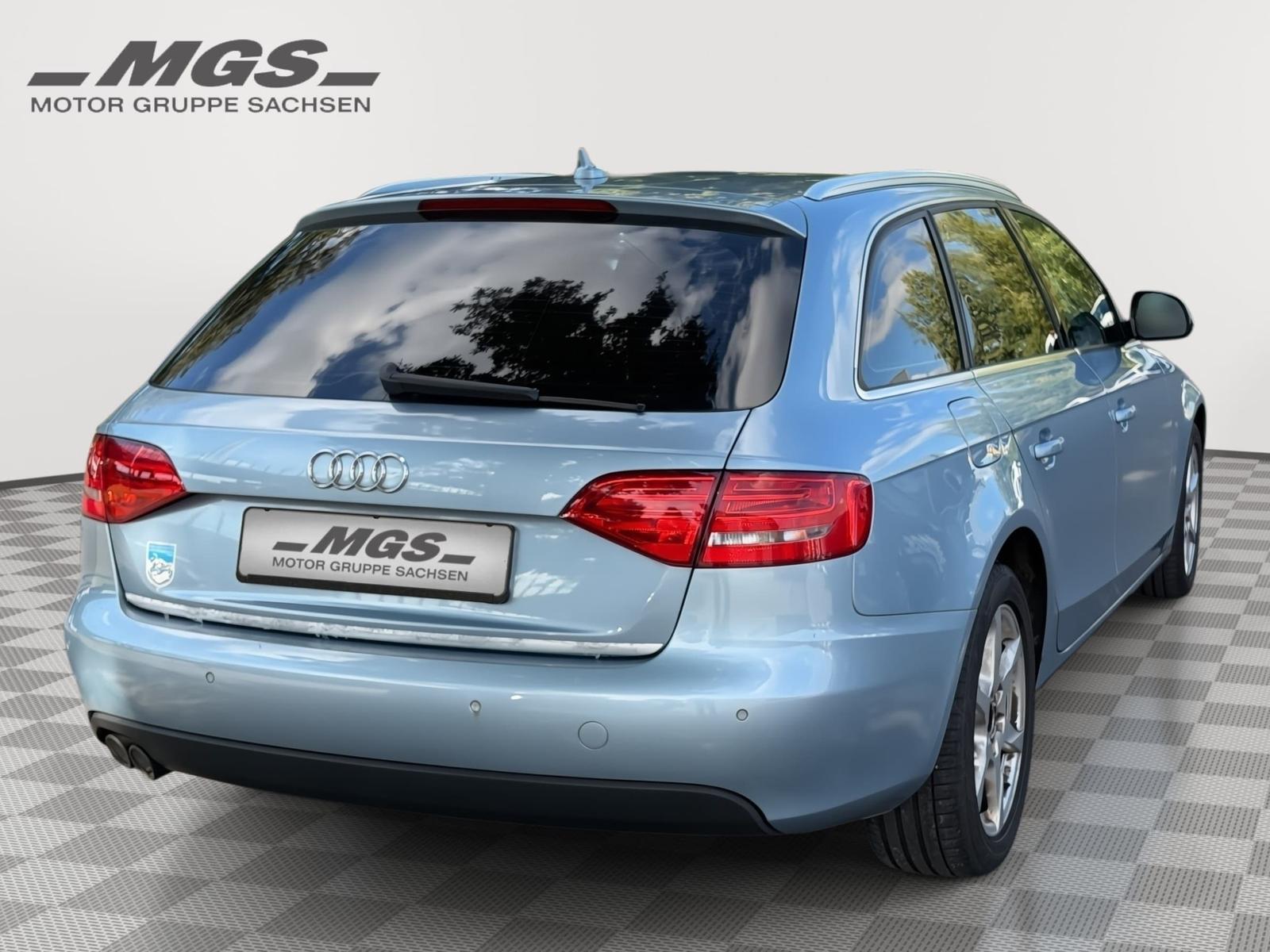 Audi A4 2008 — photo 21