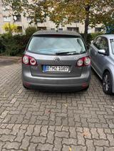 Volkswagen Golf Plus 1.6 Tour Tour - Volkswagen Golf Plus Tour mit Benzin-Antrieb