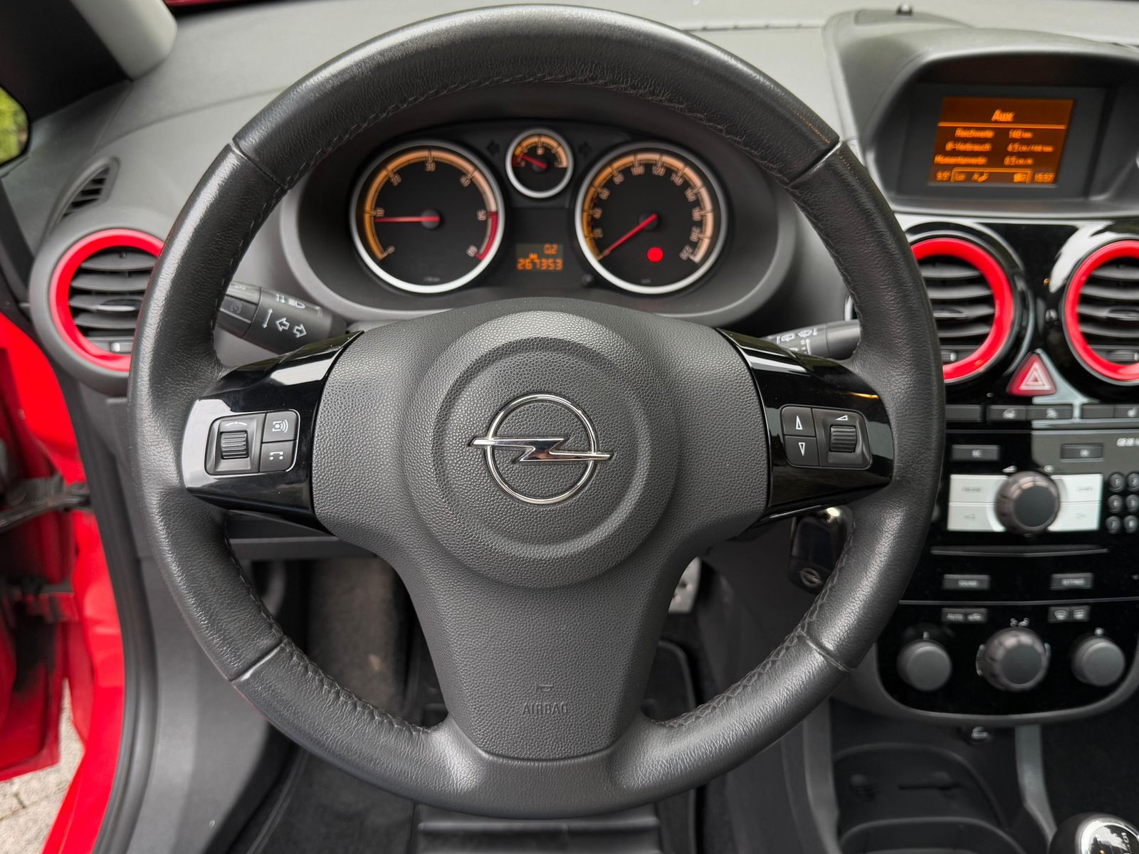 Fahrzeugabbildung Opel Corsa 1.3D Color OPC-Line SPORT+PANO+SHZ+TEMP+LM