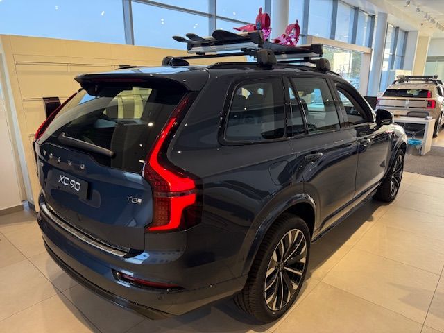 Volvo XC90 Plus Dark T8 20 kWh 455 PS, PDC; 360-Kamera imagem 2
