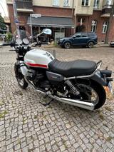 Moto Guzzi V7 Spezial  Euro 5 - Moto Guzzi Motorräder in Berlin