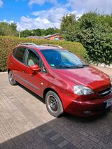 Chevrolet Biete im Tausch gegen einen Kleinwagen - : Kleinbus, Klein