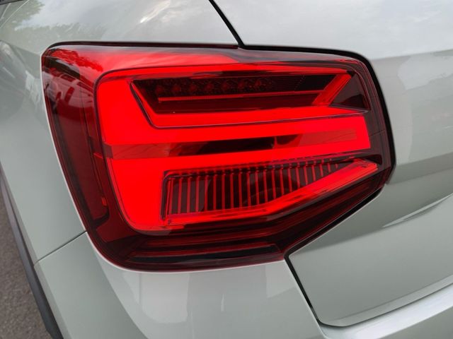 SQ2 TFSI QUATTRO MATRIX-LED+KAMERA+PAN+AHK+OPTIK
