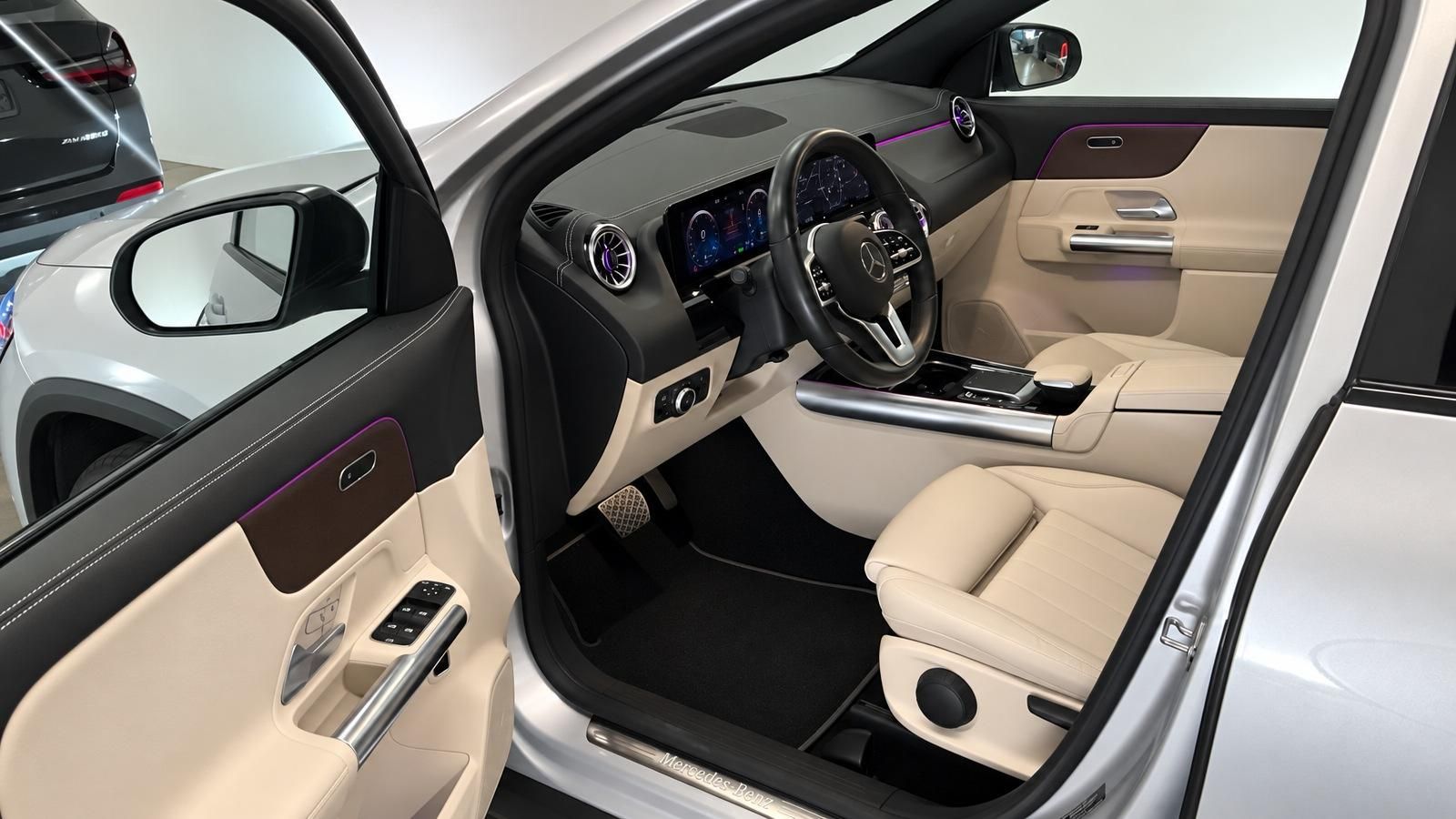 Mercedes-Benz GLA 250 e 8G-DCT Progressive Pano/ACC/Kamera/360 imagem 3