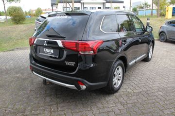 Mitsubishi Outlander - 4