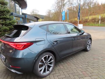 Fotografie des Seat Leon FR 1.5 TSi,FullLink, LM 18`, Voll-LED