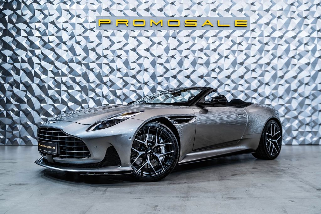 Image of Aston Martin DB12