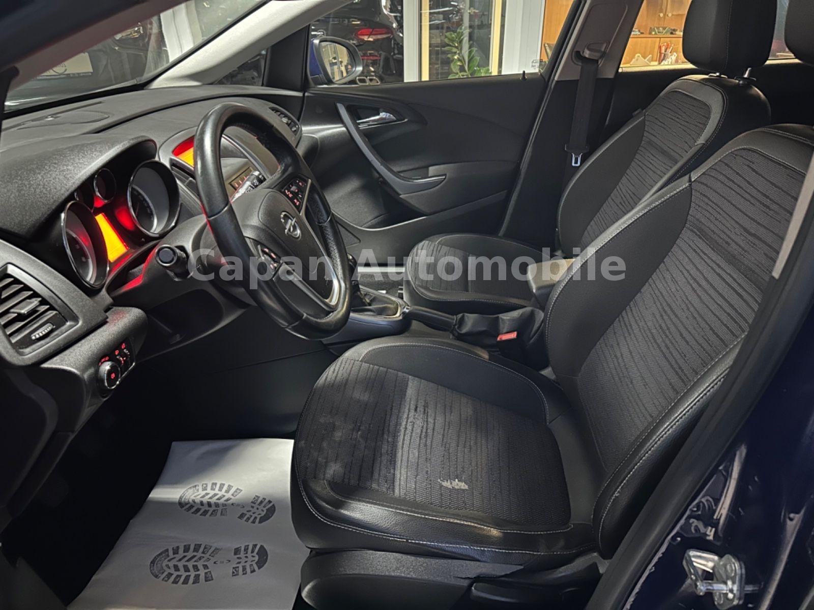 Opel Astra 2015 — photo 12