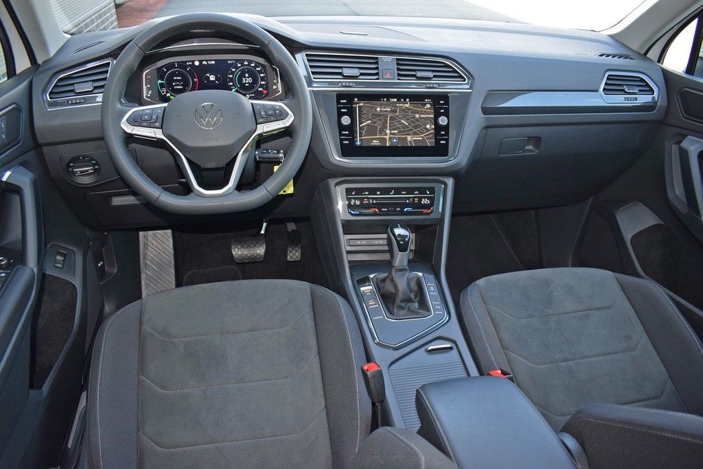 Volkswagen Tiguan TDI 2.0 DSG Elegance Matrix PDC Navi foto 2