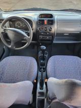 Suzuki Wagen R1,3l - gebrauchte Suzuki Swift aus dem Jahr 2002