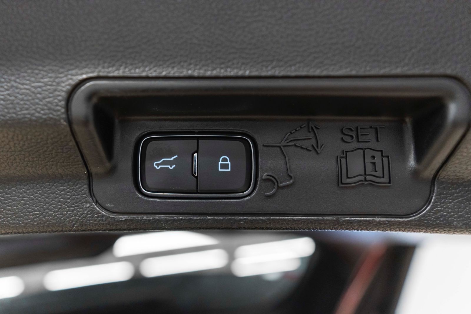 Fahrzeugabbildung Ford Explorer Hybrid Limited 3,3L ACC 360° LED B&O