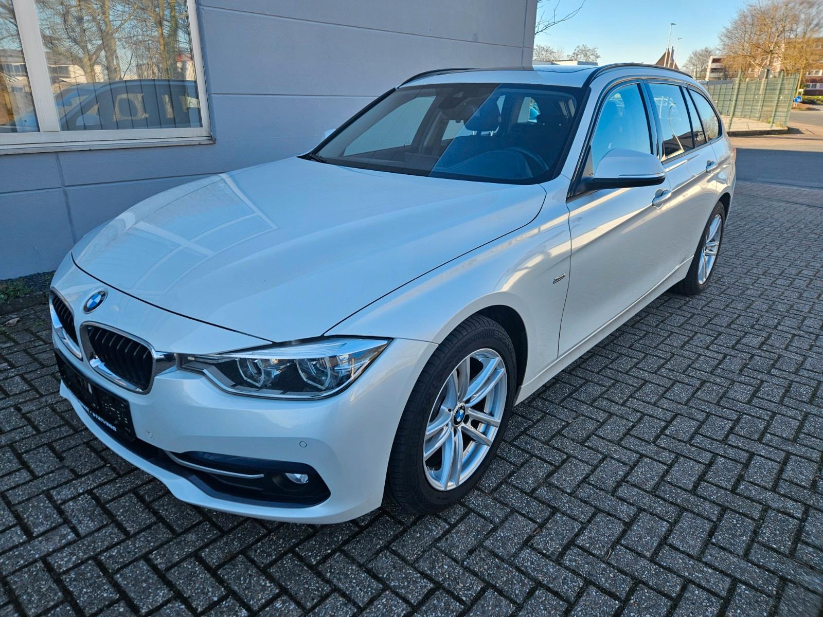 BMW 3 Touring 320 d Sport Line Pano,Ahk,Led