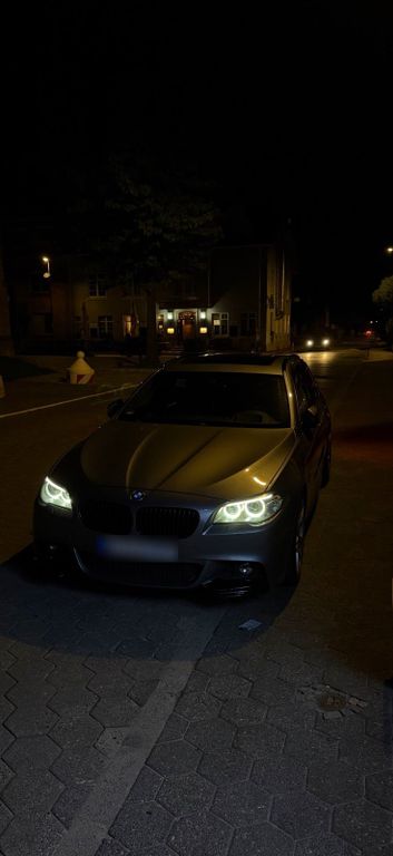 Image of BMW 530