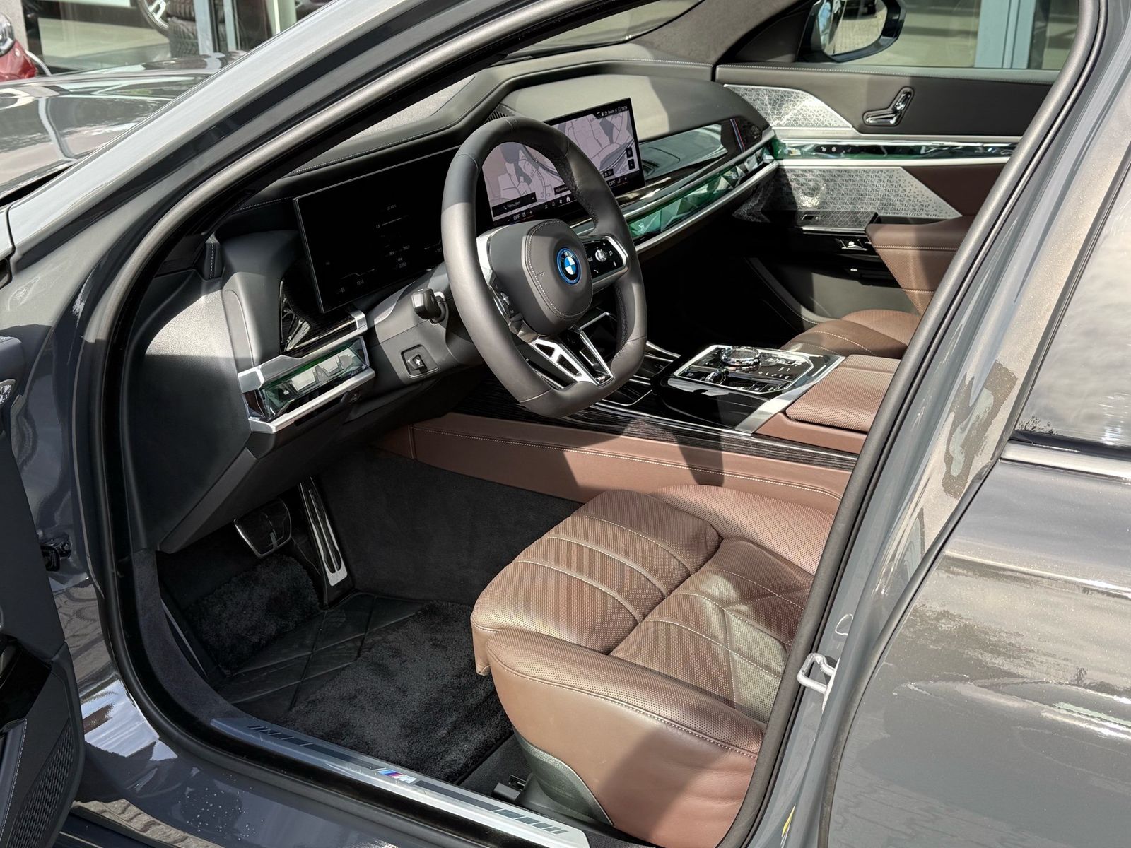 BMW i7 xDrive60 M Sportpaket B&W Panorama HUD 360 foto 5