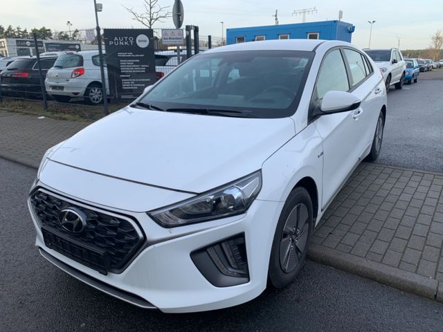 Hyundai IONIQ   Hybrid