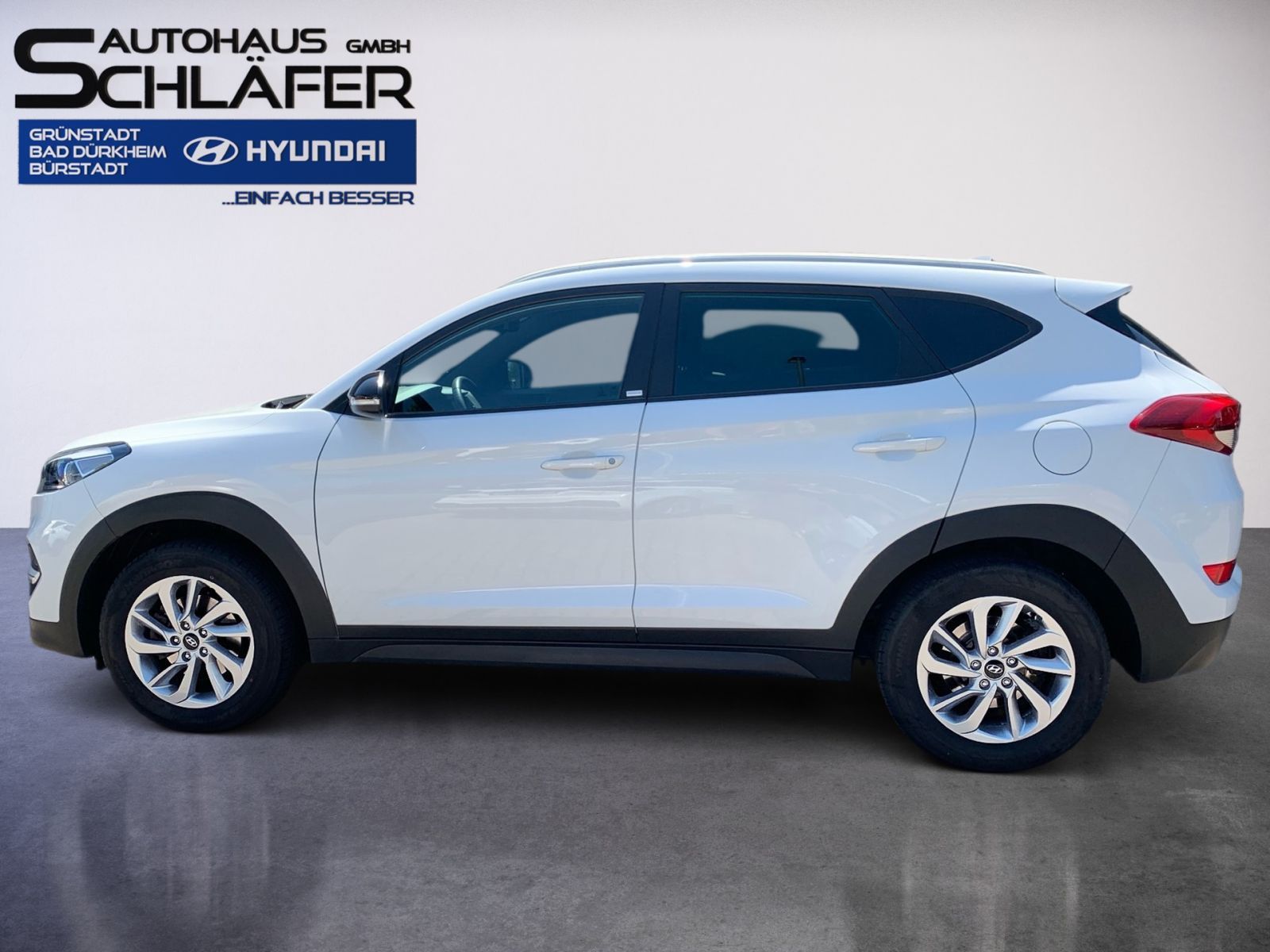 Fahrzeugabbildung Hyundai TUCSON 1.6 Passion Navi Kamera 8x bereift