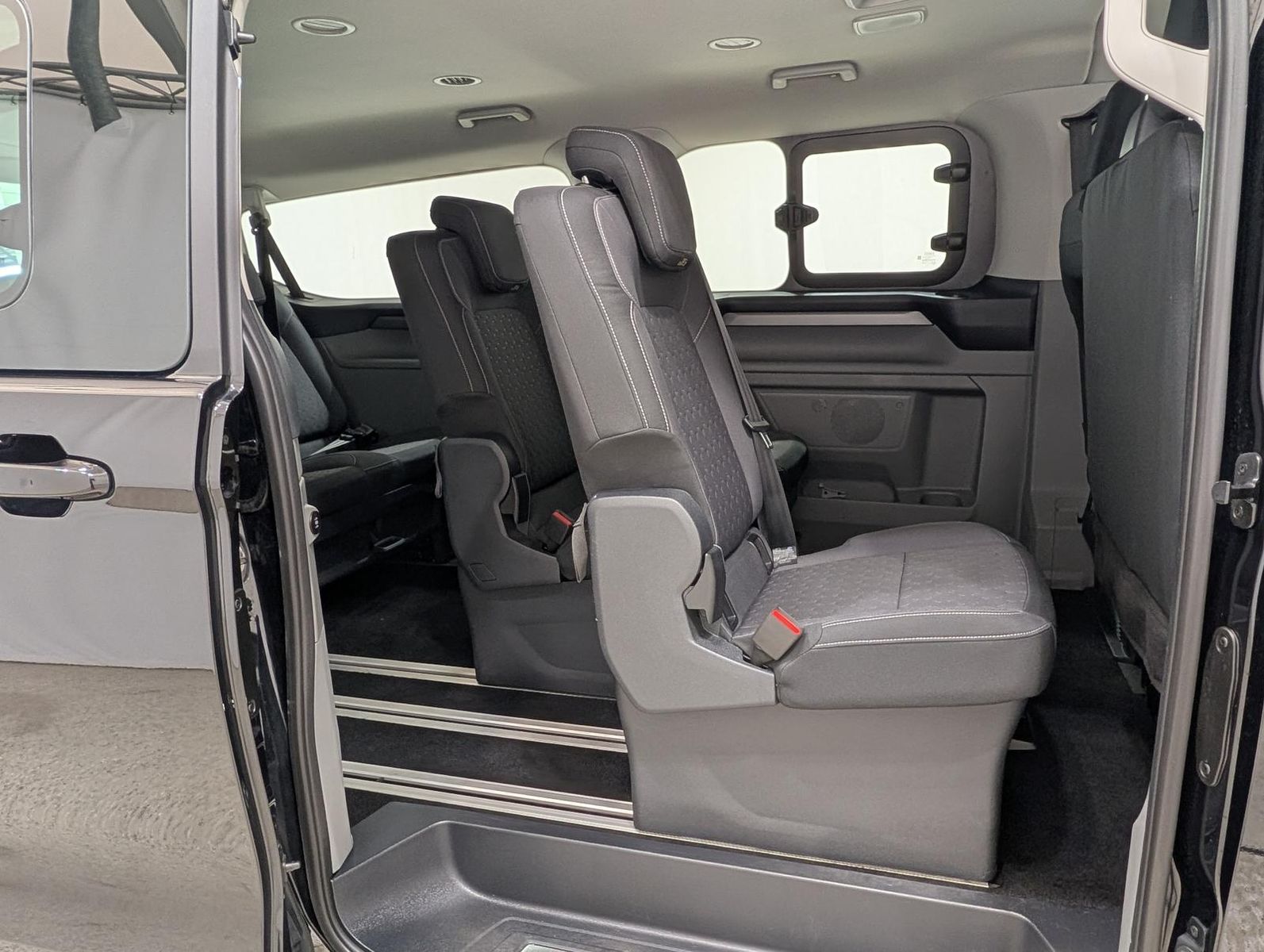 Ford Tourneo Custom 2.0 AT AWD Titanium L2 ACC|Navi|R foto 12