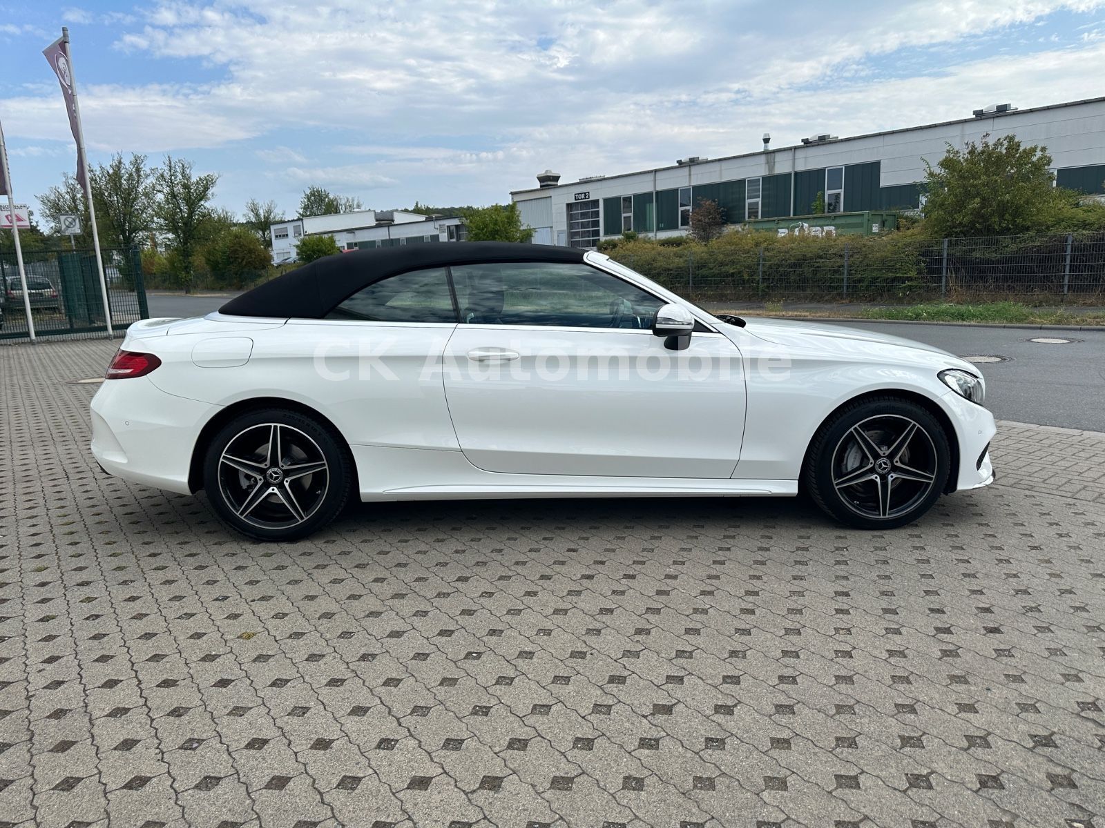 Fahrzeugabbildung Mercedes-Benz C200 Cabrio AMG-Line/Navi/ILS LED/Tempomat