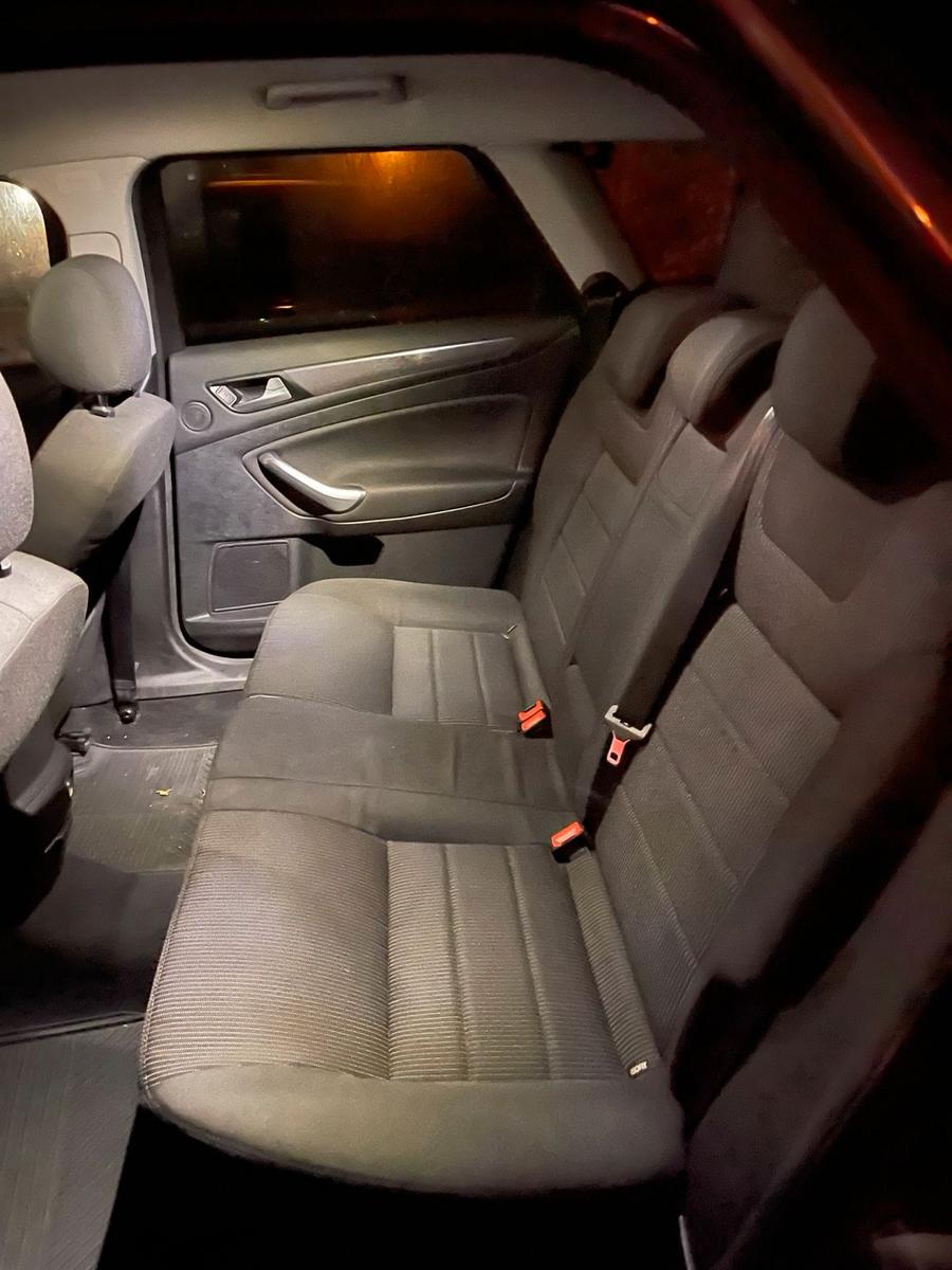 Ford Mondeo 2012 — photo 13