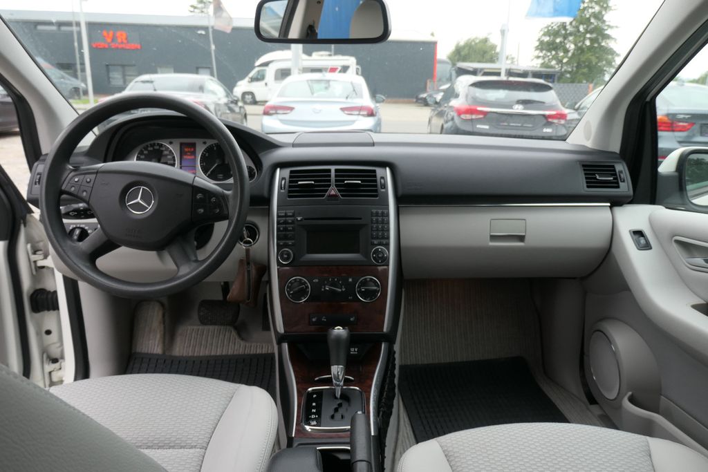 MERCEDES-BENZ B 180 | Automatik | Sitzheizung | 8-fach bereift, Ansicht 9
