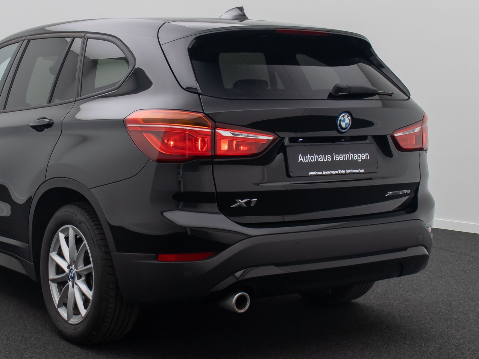 Fahrzeugabbildung BMW X1 xD25e Kamera HUD DAB Navi+ Stop&Go Komfort
