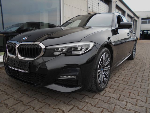 BMW 320dA Touring -M SPORTPAKET-LED-PANORAMA-CARPLAY