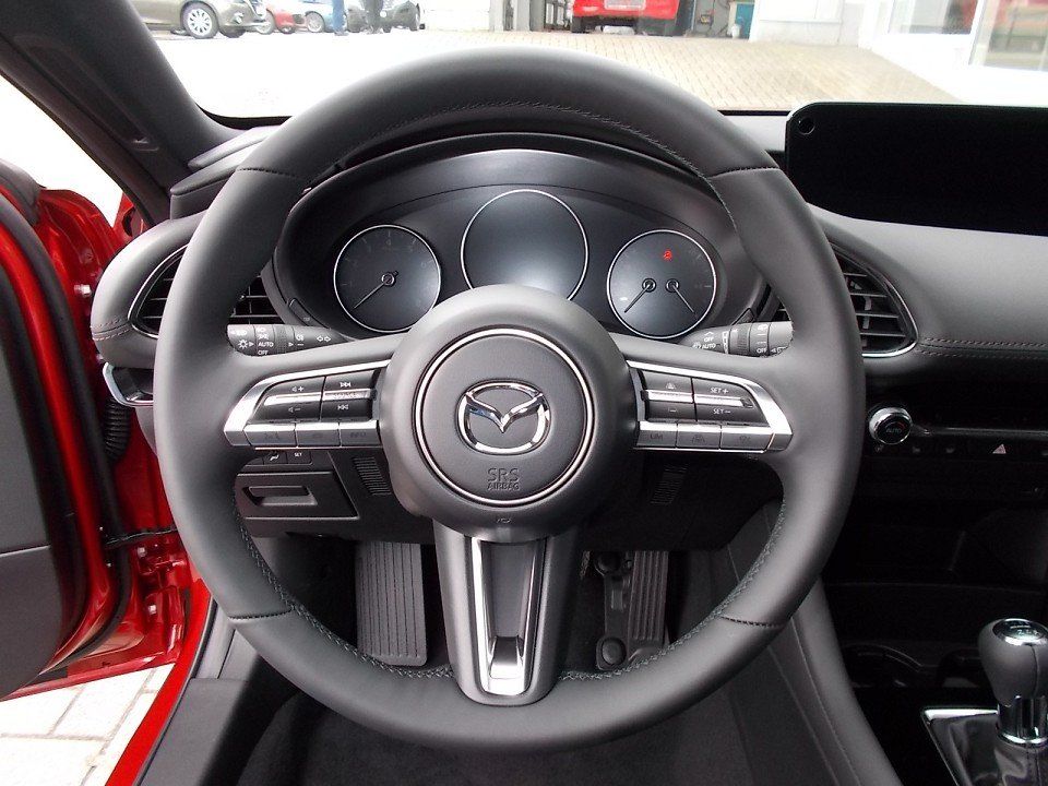 Fahrzeugabbildung Mazda 3 M-Hybrid Selection G-150 AT LEDER-S PRE-P DES-