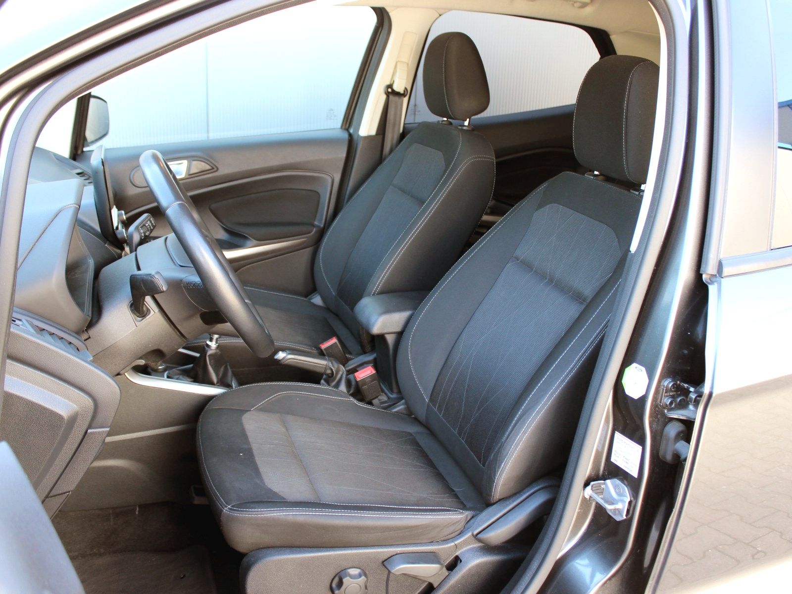 Fahrzeugabbildung Ford EcoSport Cool & Connect 1,0 EcoBoost Start/Stopp