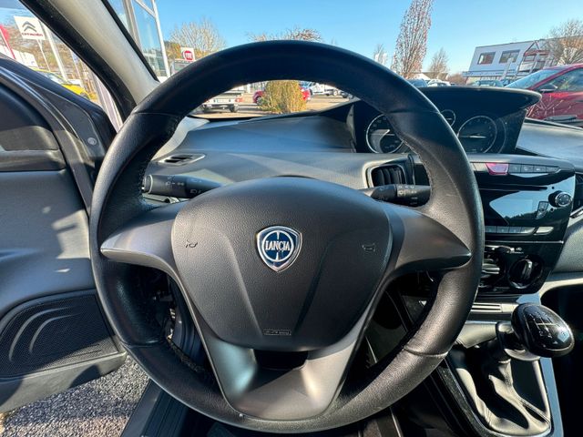 LANCIA Ypsilon Gold