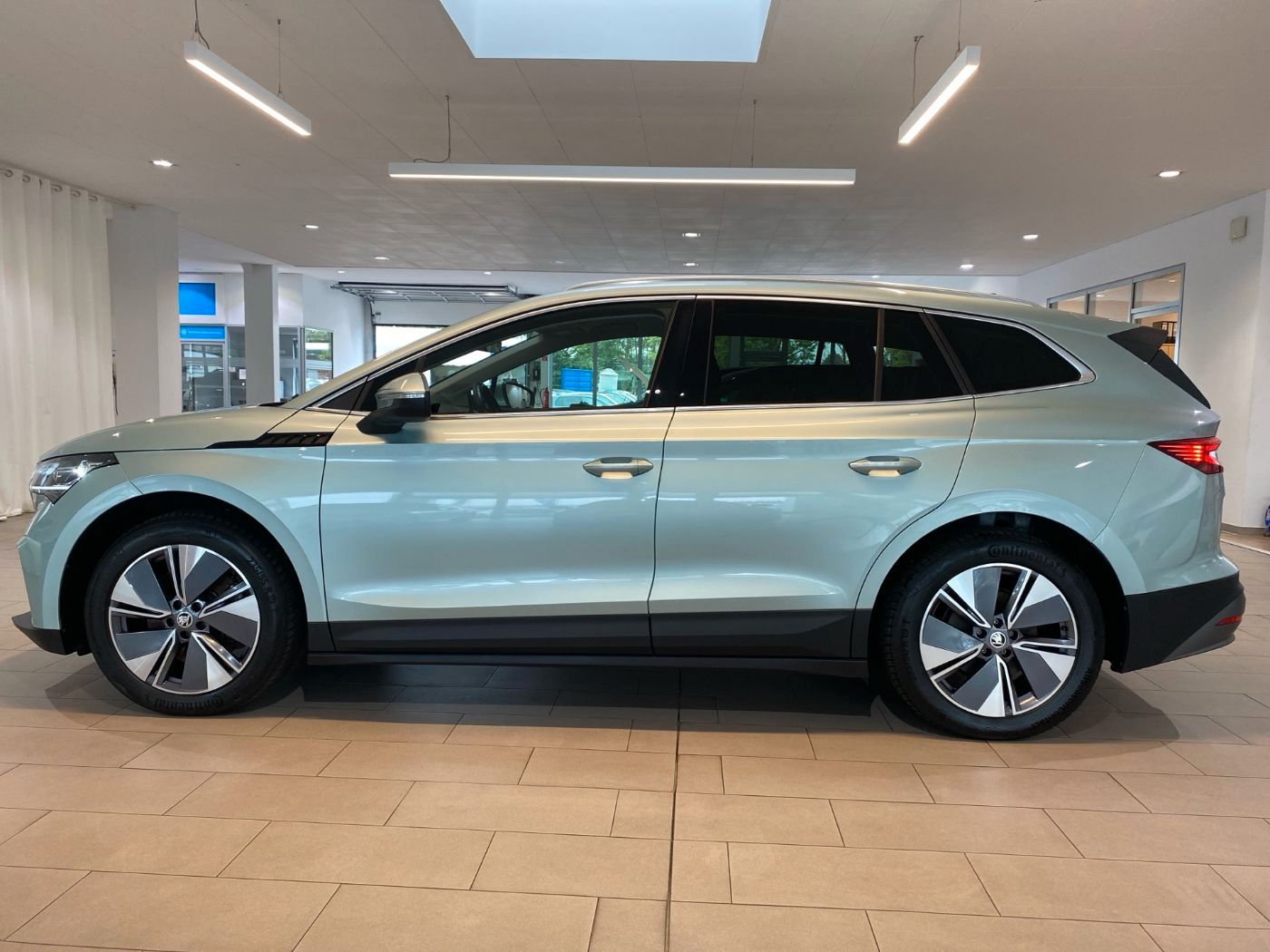 Skoda Enyaq 80 AHK RFK Matrix Navi AHK AUT Akustikglas imagem 3