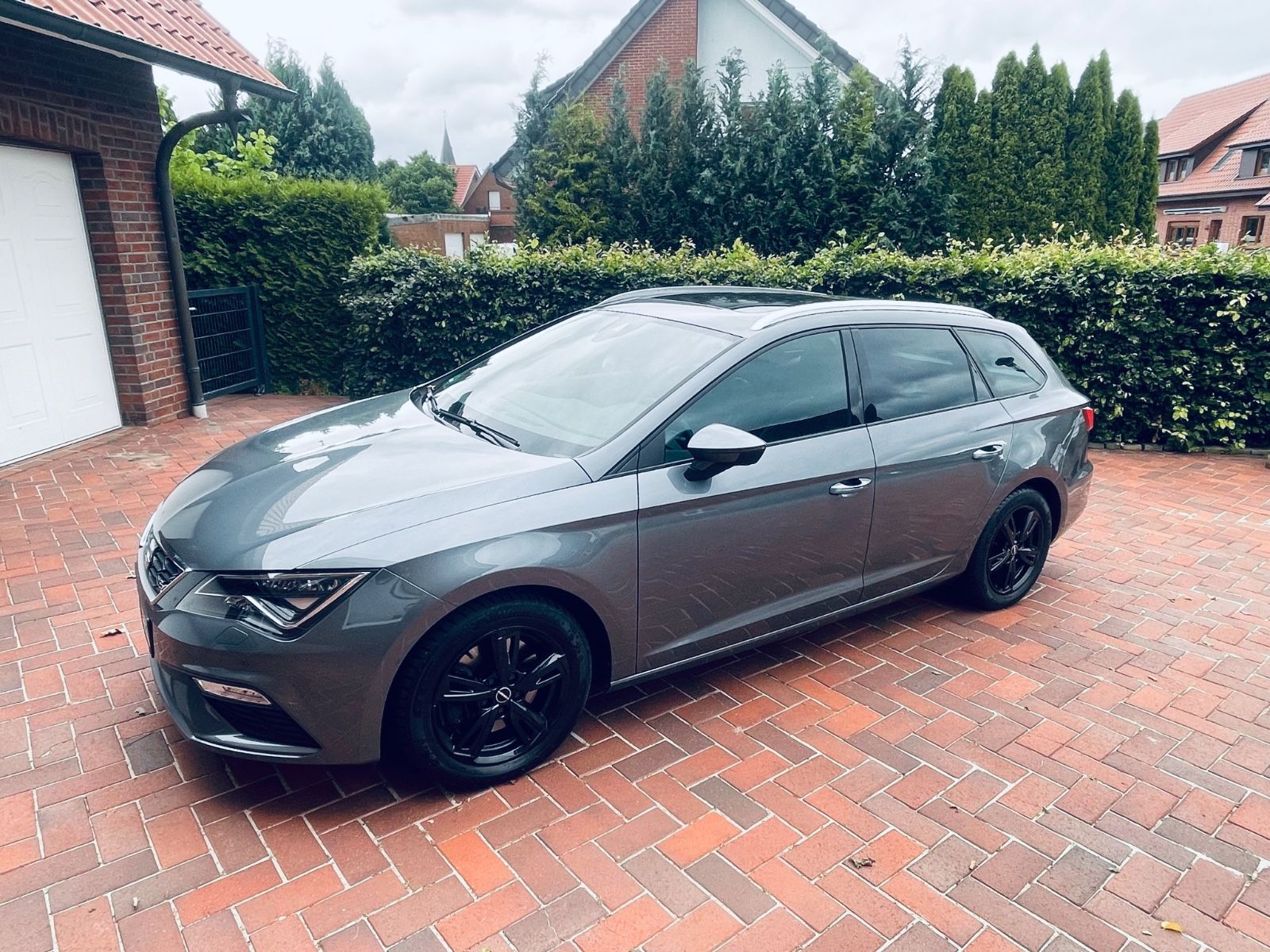 SEAT Leon ST 1.4 TSI ACT 110kW Start&amp;Stop FR DSG FR