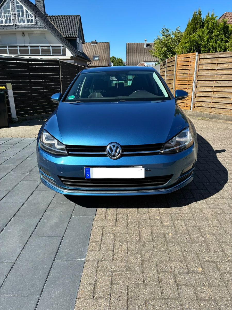 VW Golf