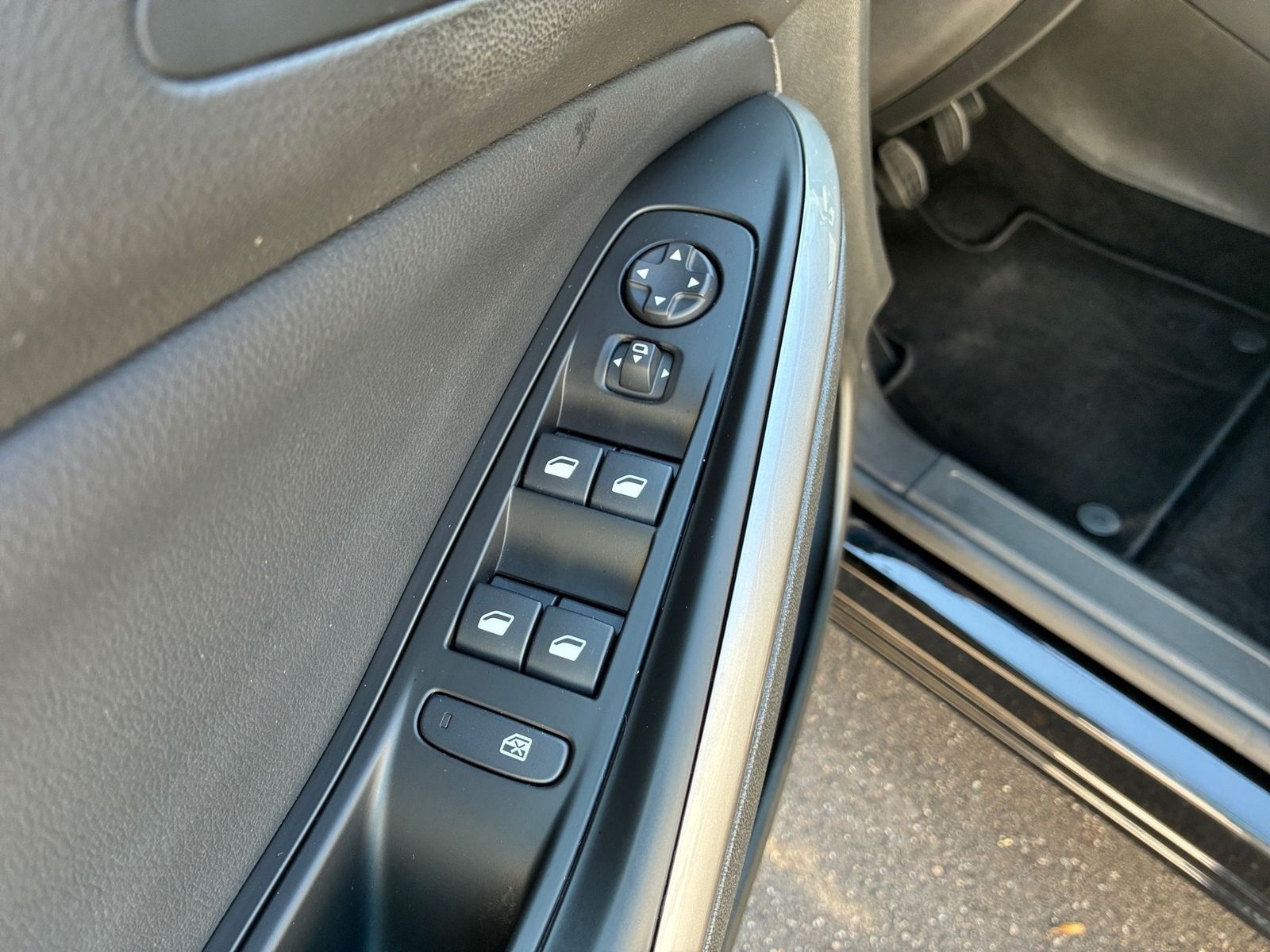 Fahrzeugabbildung Opel Grandland 1.2 Turbo GS Line Kamera,LED,Matrix