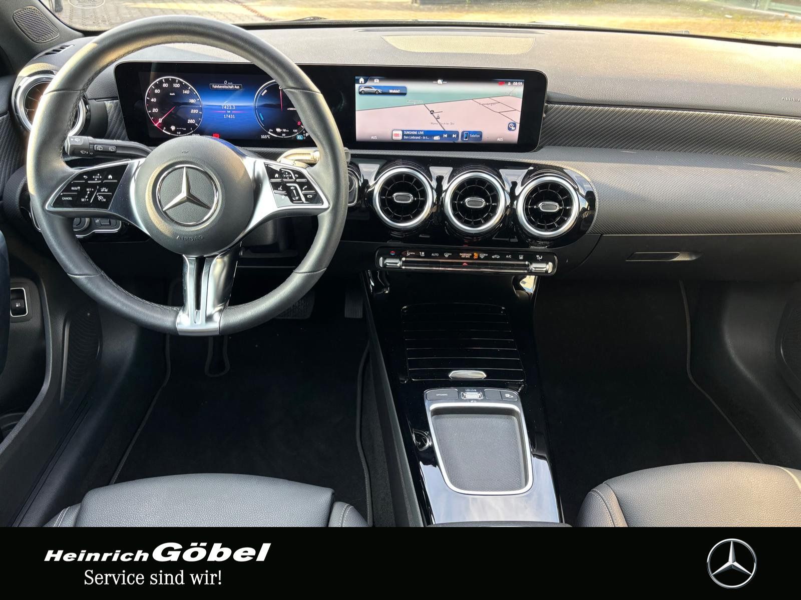 Fahrzeugabbildung Mercedes-Benz A 250 e PROG-ADV. 11KW-AC VZA WP KAM SMP-INT LED