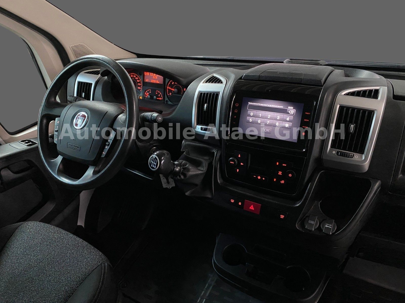 Fahrzeugabbildung Fiat Ducato 180 *L5 MAXI* KLIMAAUTOMATIK (2687)