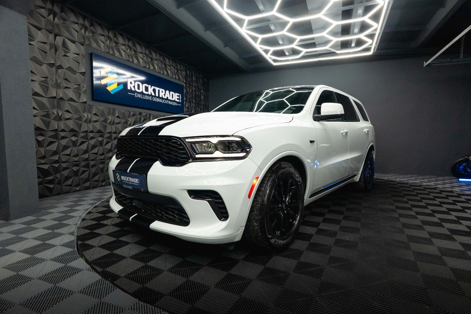 Fahrzeugabbildung Dodge Durango 5.7 V8 R/T SRT 4x4 Night-Paket Modell 22