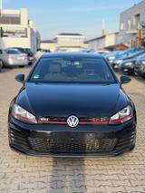 Volkswagen Golf VII Lim. GTI BMT 2.0 /Kamera / SHZ - Volkswagen Golf mit Benzin-Antrieb: Kleinwagen, 2.0