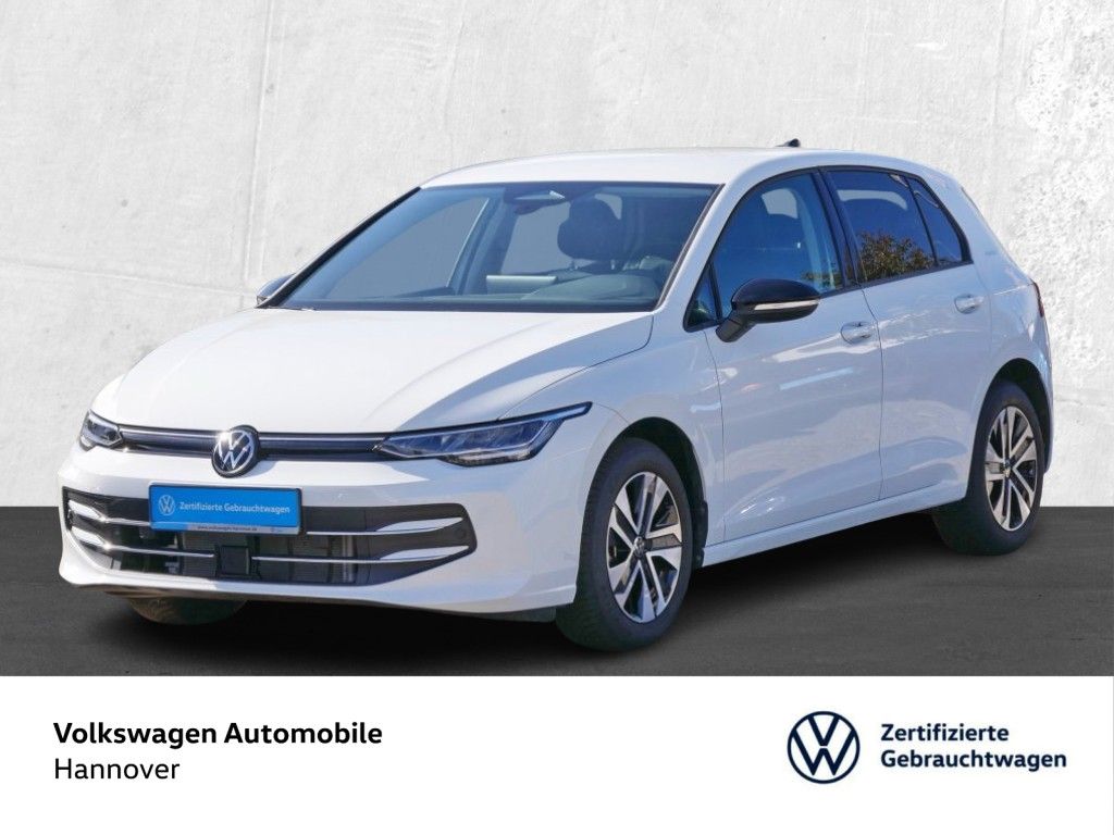 Volkswagen Golf VIII 1.5 TSI Energy Navi AHK LED ACC DigCoc foto 1