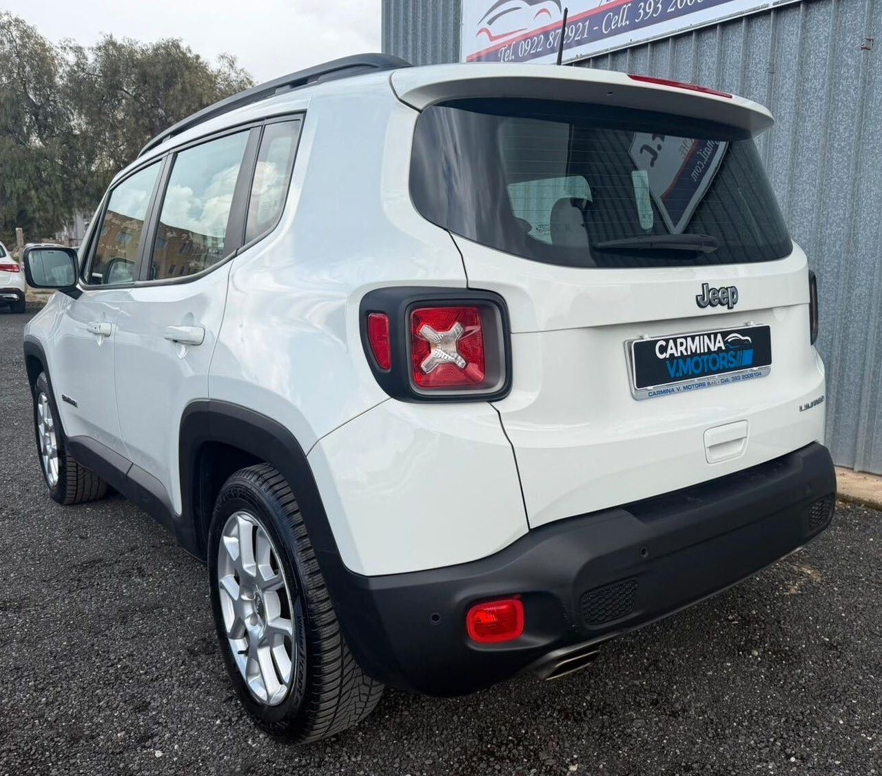 Jeep Renegade 1.6 Mjt 130 CV Limited imagem 3