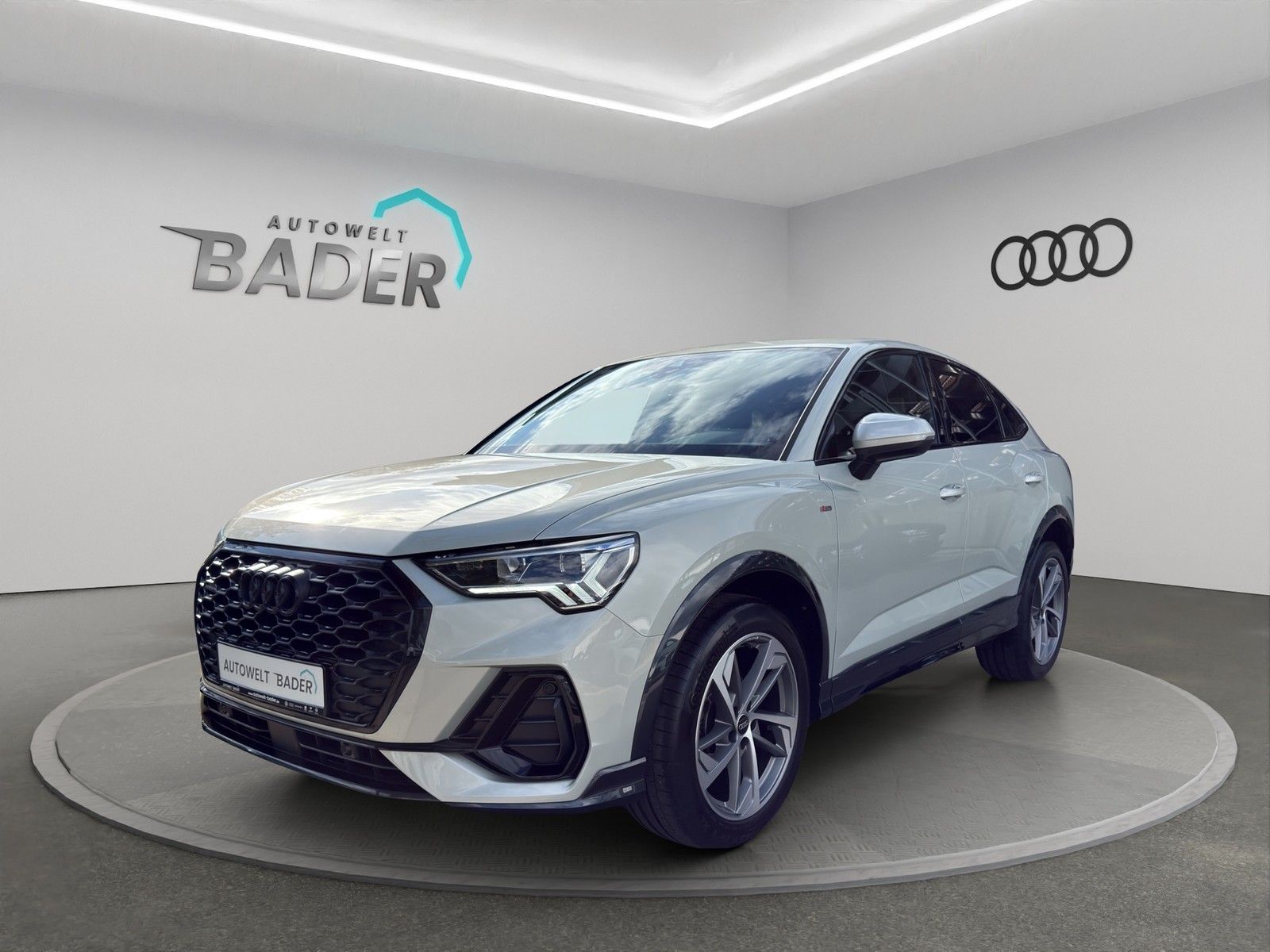 Audi Q3 Sportback LED Navi 35 TDI quattro S line