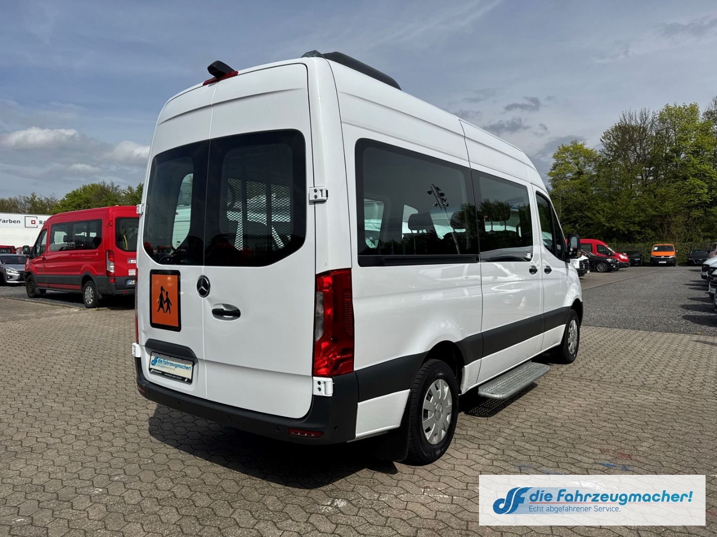 Fahrzeugabbildung Mercedes-Benz Sprinter III Tourer RWD AWD 315 CDI L2 DAB SHZ