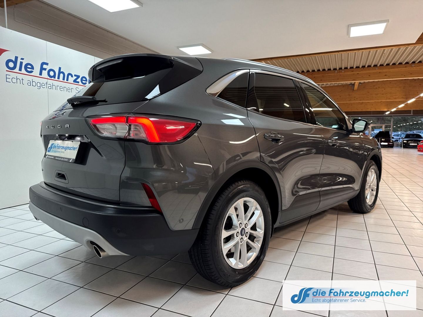 Fahrzeugabbildung Ford Kuga Titanium X HUD Navi Digitales Cockpit Sound