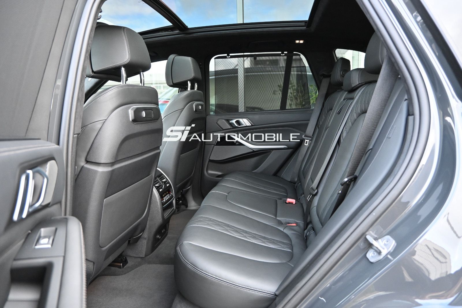 Fahrzeugabbildung BMW X5 xDr30d °UVP 125.440€°MASSAGE°LUFT°STHZG°TRITT